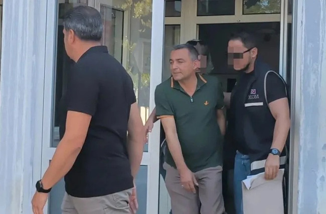 CHP'li Manavgat Belediyesi'nde ikinci baklava skandalı: Kargo poşetiyle rüşvet teslimi! "Ağa böyle istiyor..."