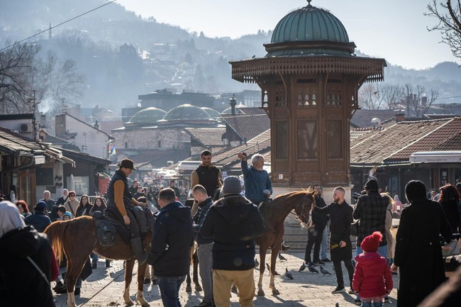 İspanya'dan Mekke'ye at üstünde Hac yolculuğuna çıktılar! İspanyol Müslümanlar Saraybosna'ya ulaştı