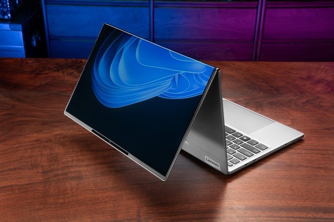 Dünyada bir ilk! Dışa katlanan ekranlı laptop! Lenovo ThinkBook Flip MWC 2025’te tanıtıldı!