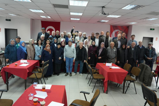 Samsun’da huzurevi sakinlerinden bilgi yarışması! 15 yarışmacı, 20 soru, büyük heyecan... - Resim : 4