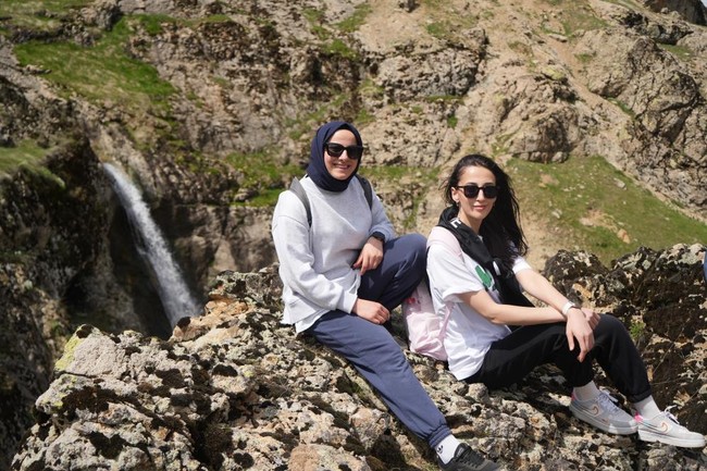 Muş’un gizemli harikası: ‘Ovaya Bakan Adam’ kayası doğaseverleri büyülüyor - Resim : 3