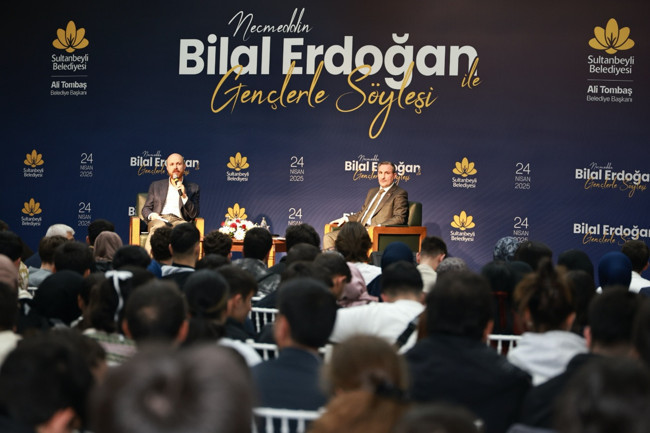 Bilal Erdoğan Sultanbeyli'de gençlerle buluştu - Resim : 3
