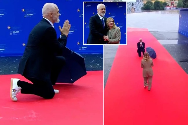 Arnavutluk'ta kırmızı halı şovu: Edi Rama, Meloni’yi diz çökerek karşıladı! Olay sözler - Resim : 2