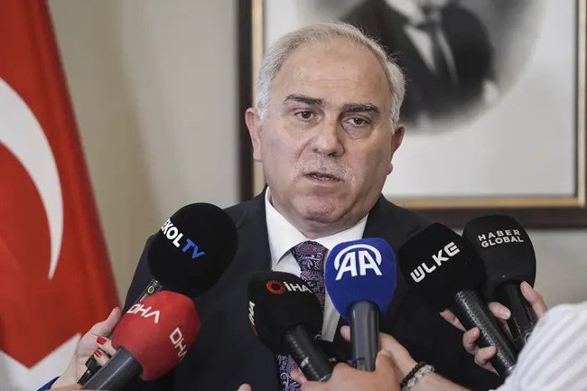 Fatih Belediye Başkanı Turan’dan Özgür Özel'in yolsuzluk iddialarına net yanıt: Hodri meydan dedik, karşılık alamadık!