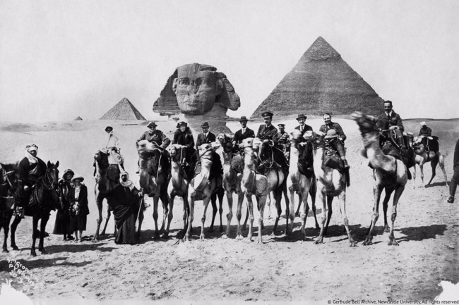 2 karede dış politikamız: Mehmetçik ve Ömer Muhtar aynı fotoğrafta