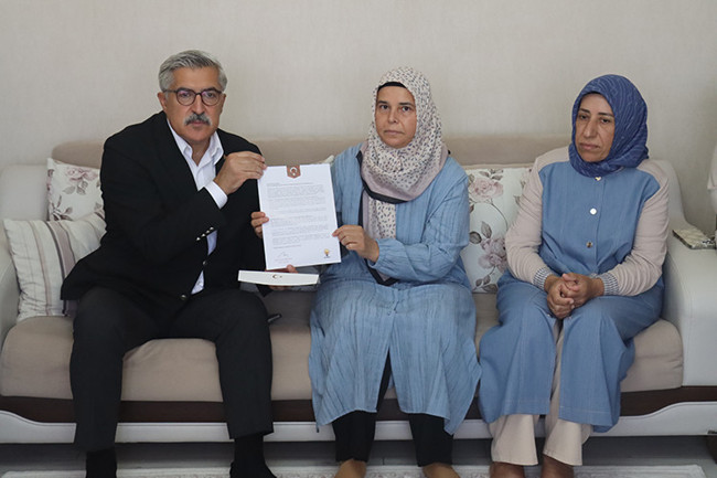 Cumhurbaşkanı Erdoğan, Hatay'daki şehit ailesini aradı! Şehit eşinden Terörsüz Türkiye sürecine destek: Artık başka aileler yanmasın!