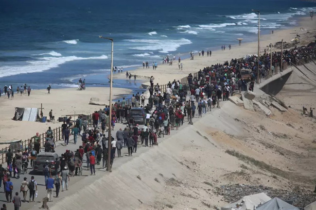 İsrail saat 12.00’de ateşkesi duyurdu: Ateşkes sonrası Gazze'ye dönüş başladı! İşte tarihi görüntüler...