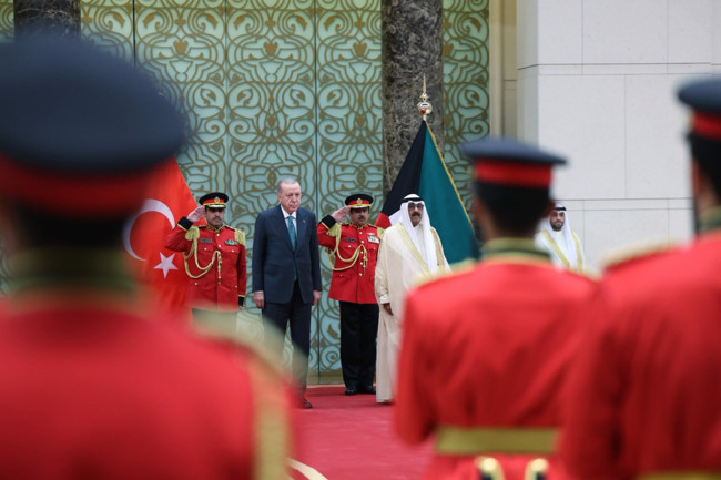Cumhurbaşkanı Erdoğan'ın Körfez turundan özel notlar: Savunma Sanayii devleri heyette! Kuveyt’te 4 stratejik anlaşma... - Resim : 2