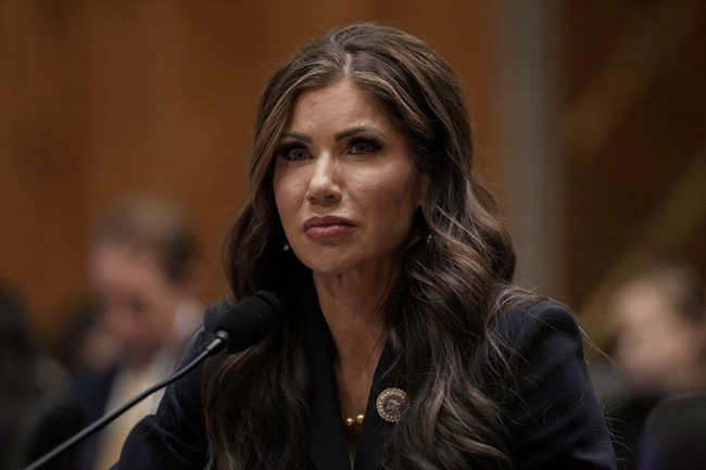 İç savaş alarmı mı? ABD'de 6 bakan askeri üslere sığındı! Güvenlik krizi derinleşiyor... - Resim : 2