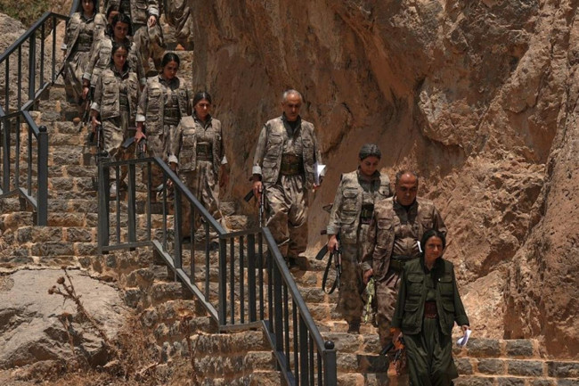 Terörsüz Türkiye Komisyonu 17. kez toplanıyor: Yol haritası belirlenecek! Silah bırakan PKK'lıların Türkiye'deki hukuki statüsü ne olacak?