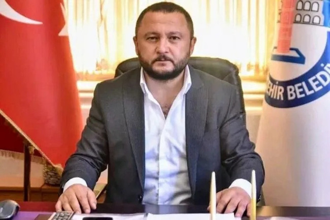 İYİ Parti’de gözaltı depremi! YESAŞ Başkanı ve İYİ Partili isimlere şafak operasyonu