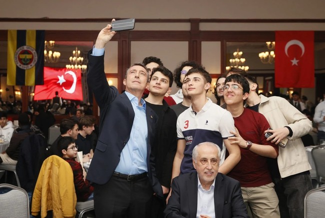 Hayırdır İnşallah... Ali Koç, İlim Yayma Cemiyeti ve imam hatiplilerle iftarda buluştu - Resim : 5