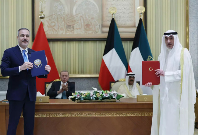 Cumhurbaşkanı Erdoğan'ın Körfez turundan özel notlar: Savunma Sanayii devleri heyette! Kuveyt’te 4 stratejik anlaşma... - Resim : 3