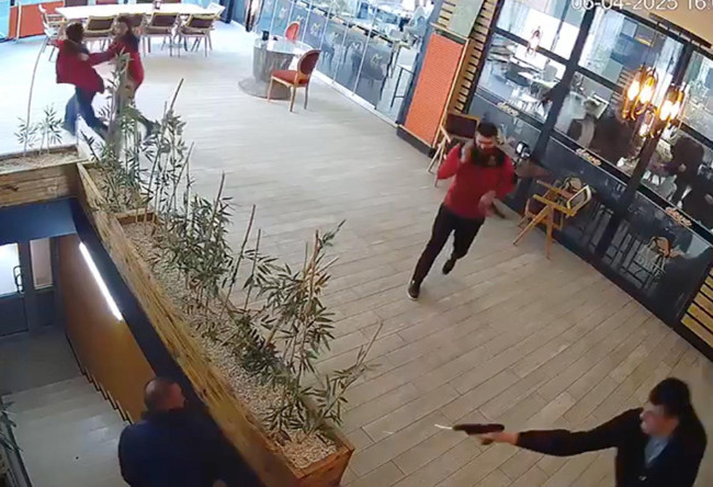 Kars’ta ‘yan baktın’ cinayeti: Uzman Çavuş’un kurşun yağdırdığı anlar kamerada