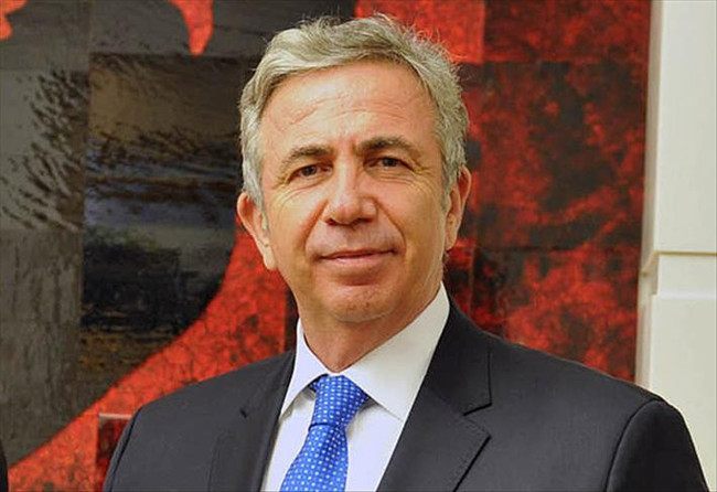 Yılmaz Özdil’in gelişi Sözcü’de deprem etkisi yarattı! Medyada Mansur Yavaş dönemi mi başlıyor? - Resim : 3