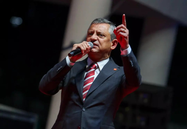 CHP’de yeni bir kavga günü! Gürsel Tekin saat 12’de il başkanlığına gidecek... Başarır ve Zeybek provokasyonda! - Resim : 5