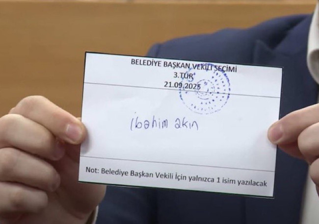 Seçim kuraya kalmıştı... Bayrampaşa Belediyesi'ndeki seçimi CHP kazandı!