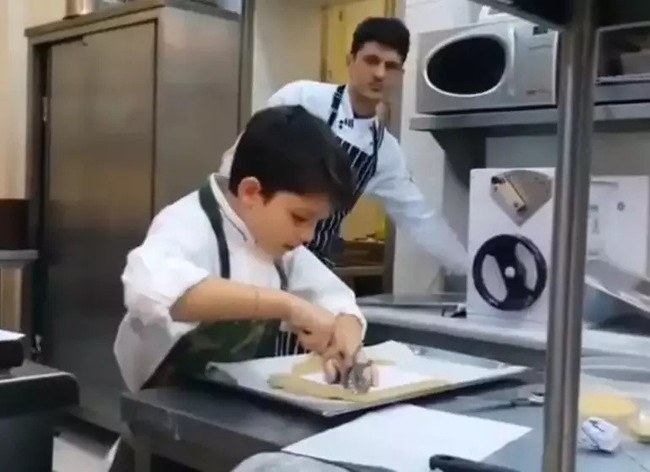 İtalyan şefin bıçaklanan oğlu Mattia Ahmet Minguzzi'den acı haber! Hayatını kaybetti... - Resim : 2