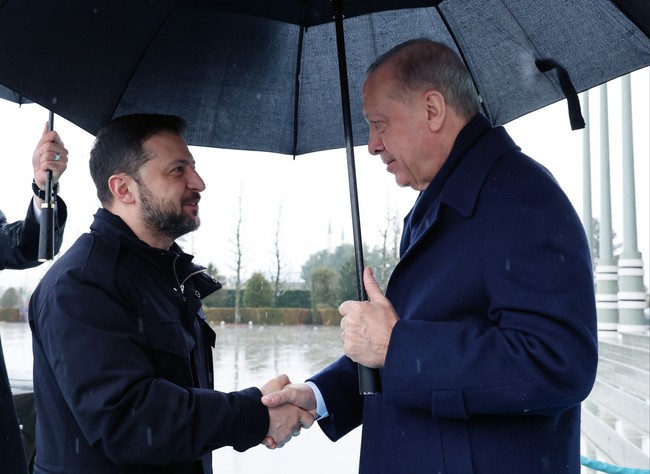 Barışın merkezi Ankara! Cumhurbaşkanı Erdoğan- Zelenski görüşmesi başladı! Erdoğan'dan dikkat çeken jest... - Resim : 4