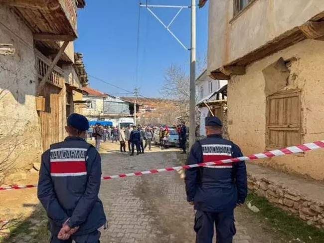 Uşak’ta kanlı büyü iddiası: 89’luk katil tutuklandı! İfadesi şoke etti... - Resim : 2