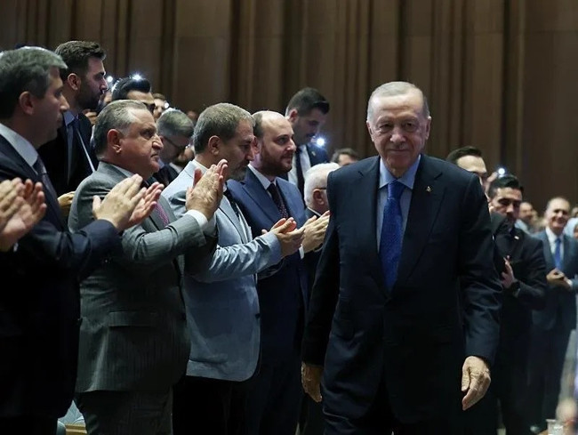 Özlem Çerçioğlu iddiaları gündemdeydi... Cumhurbaşkanı Erdoğan az önce duyurdu: Yarın partimize yeni katılımlar olacak! - Resim : 2