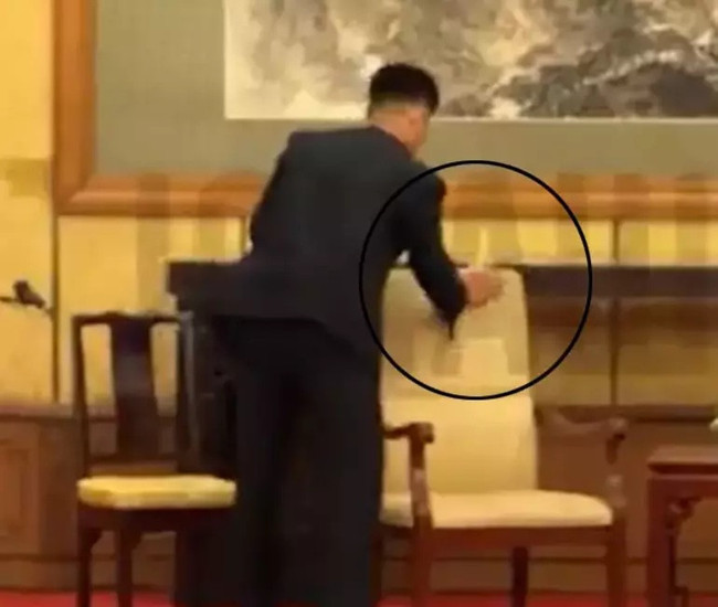 Casusluk filmi gibi sahne! Putin-Kim görüşmesi sonrası şaşırtan detay: Saniyeler içinde tüm izleri yok ettiler! - Resim : 2