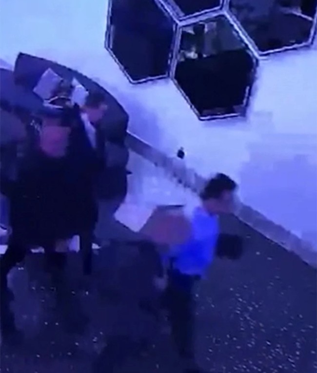 İmamoğlu'nun gizli toplantıya dair oteldeki en net görüntüleri oraya çıktı! Bavullarla ayrıldı - Resim : 2