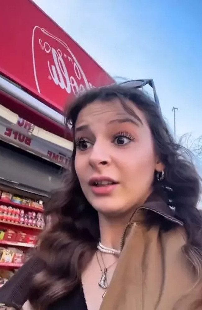 Kızılay tabela akımını başlatan kız isyan etti: Böyle olsun istemedim, akımı amacından saptırdılar! - Resim : 3