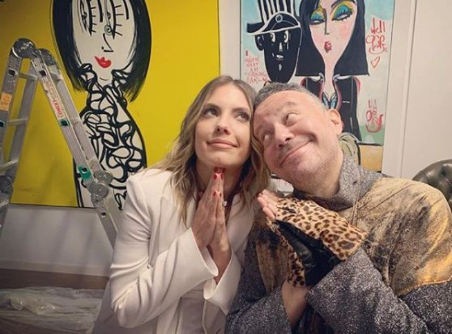 Ünlü sanatçı Yasak Elma'ya konuk oluyor!