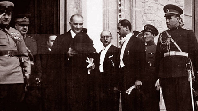 Cumhuriyet 102 yaşında! Gururla, onurla, inançla... Türk milletinin en büyük zaferi - Resim : 2