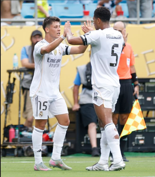 Real Madrid, 10 Kişiyle Sahne Alan Arda Güler'in Golüyle Pachuca'yı Devirdi: 3-1!