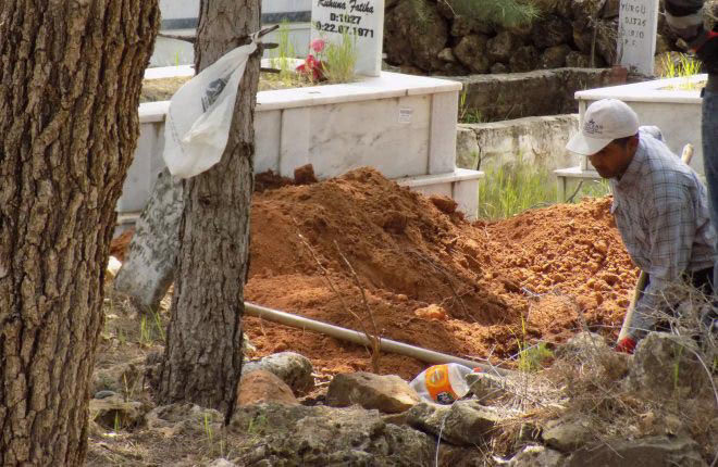 Kuzenleri kardeş çıktı! 6 mezar açıldı...