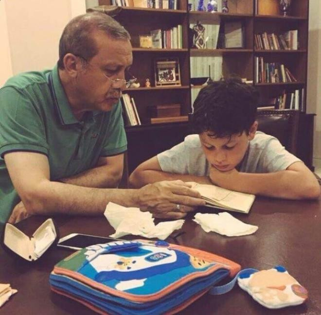 Cumhurbaşkanı Erdoğan'a bayramda torun sürprizi geldi