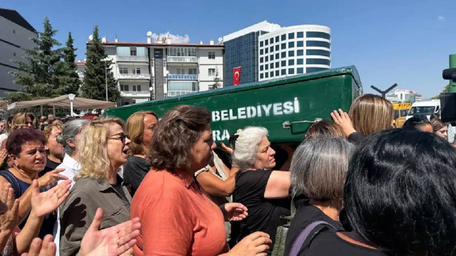 Başak Gürkan Arslan, 5 yaşındaki kızının önünde katledildi: Babam tuttu, dedem bıçakladı - Resim : 3