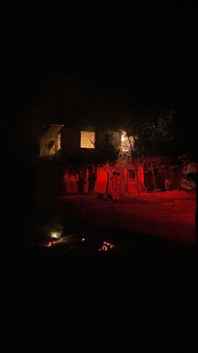 70 yaşındaki kiracısını 500 liralık şofben kavgasında sopa ve demir levyeyle öldüren öğretmenin evi cayır cayır yandı - Resim : 2