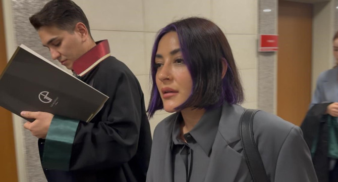 Şarkıcı Melek Mosso, Serkan Sağdıç'tan tek celsede boşandı! Dikkat çeken tazminat ve nafaka detayı - Resim : 2