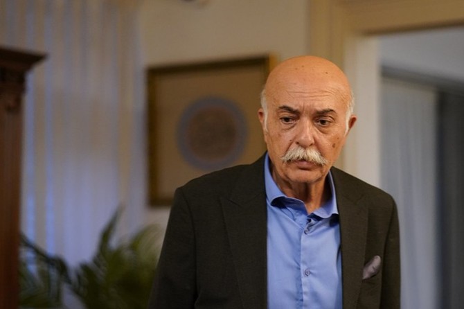 Beyin kanaması geçiren Settar Tanrıöğen, yaşadığı zor günleri anlattı! ''Ölümün kıyısından döndüm''