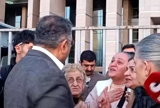 Tutuklanan eylemcilerin annelerinden CHP'li milletvekillerine ve il başkanına sert tepki! “Ellerim kırılsaydı da göndermeseydim”