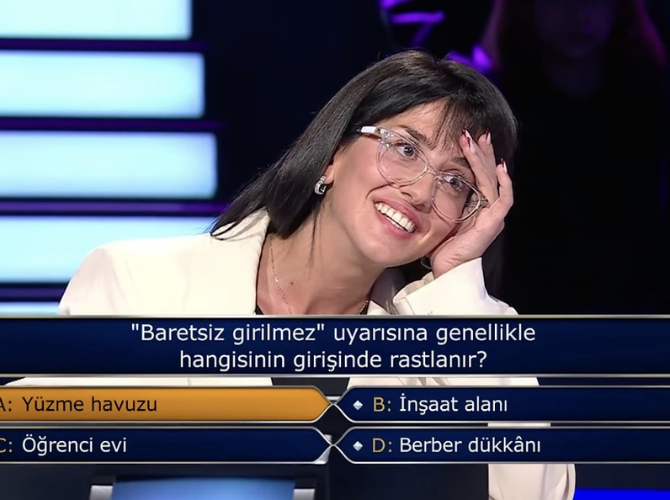Kim Milyoner Olmak İster'de ilginç anlar! Aşırı basit bir soruya heyecandan yanlış yanıt verdi! Oktay Kaynarca'nın diline düştü