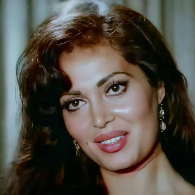 Elif Buse Doğan’dan Türkan Şoray makyajı! - Resim : 3