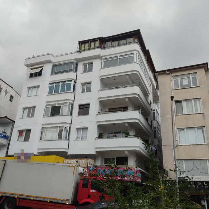 Asistanı nasıl öldüğünü açıkladı! Arabesk müziğin sevilen ismi Güllü, roman havası oynarken balkondan düştü! Kızının gözlerinin önünde can verdi - Resim : 2