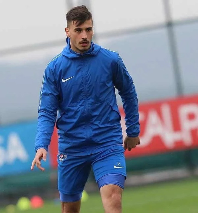 Danla Bilic'in eski sevgilisi zannedilen futbolcu Berk Çetin isyan etti - Resim : 2