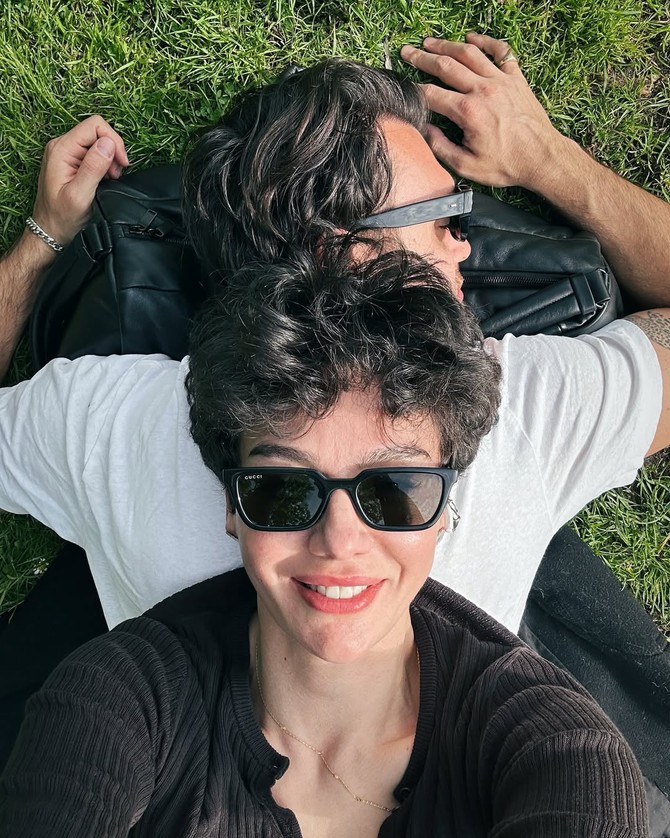 Birce Akalay ve Hakan Kurtaş, Amsterdam’da aşka geldi