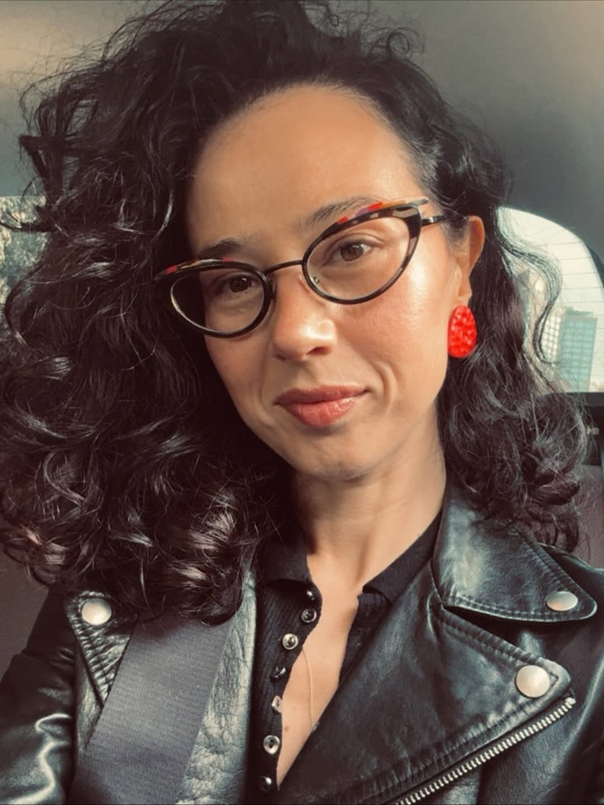 Cem Yılmaz'ın 38 yaşındaki kadınları hedef alan esprisine eski sevgilisinden olay gönderme! - Resim : 2