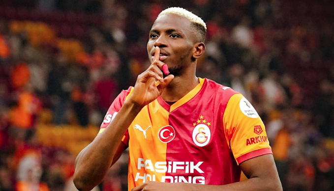 Osimhen'i isteyen dünya devini açıkladı: "140 milyon euro verirlerse satılır" - Fotoğraf: 10