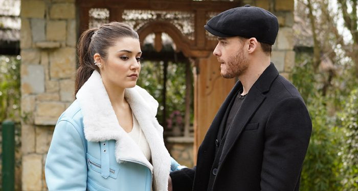 Sen Çal Kapımı Dizisinden Giden İki İsmin Yeni Dizileri Çok Şaşırttı! Yeni İmajları Çok Konuşulacak