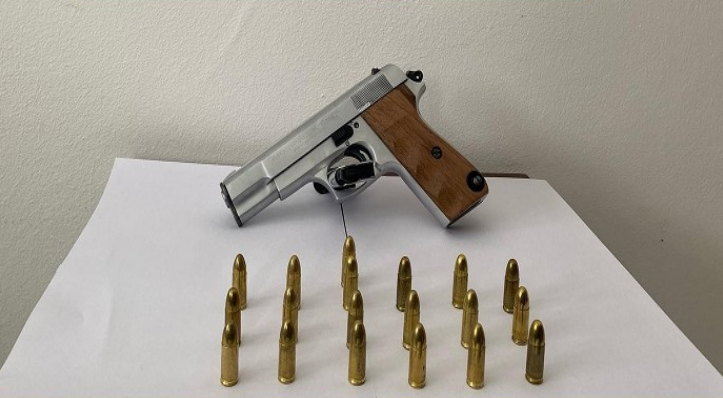 Bolu’da jandarmadan kaçak silah darbesi! 8 silah ele geçti, 2 kişi gözaltına alındı