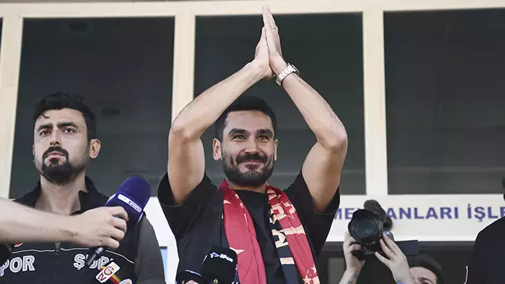 Galatasaraylıların yıllardır beklediği transfer resmen gerçekleşti!