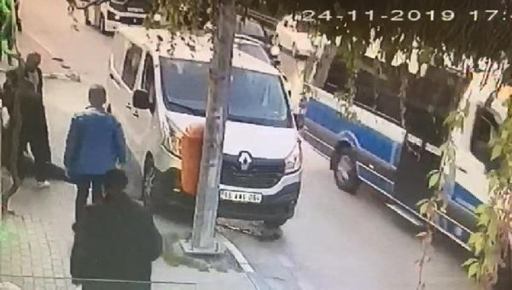 Bursa'da minibüsün altında 1 kilometre sürüklenen yaşlı adam öldü! - Resim : 2