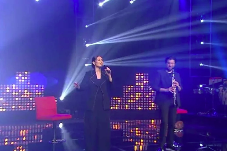 Samsak Döveci şarkı sözleri!